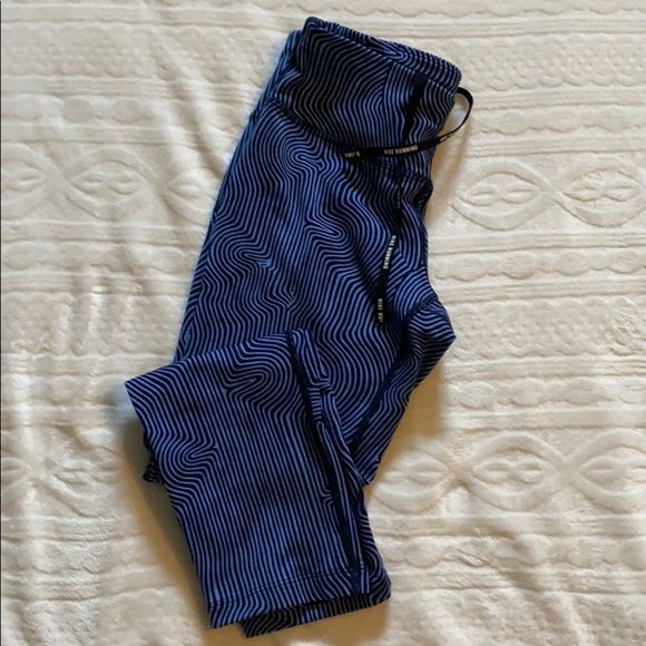 Nike Pants - Nike running  capris size Xs